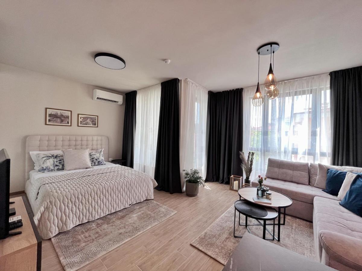 Azur Alegria Studio - Free Parking & Pool Szent Konstantin és Elena Kültér fotó